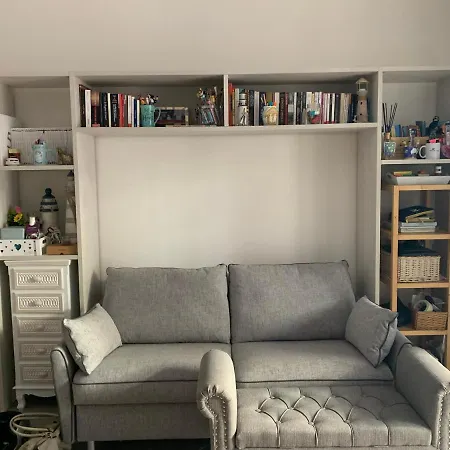 Eve Apartment